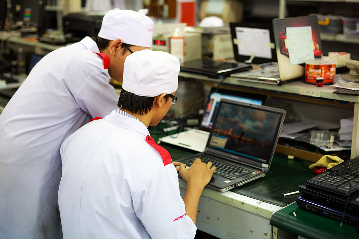Foxconn buduje fabrykę w Polsce. Na terenach po Intelu powstanie europejskie centrum serwerów AI.